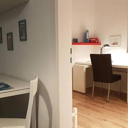 Appartement Vanille, Ferienwohnung Mit Eigenem Eingang, Wie Ein Kleines Haus Bad Salzuflen Exterior photo